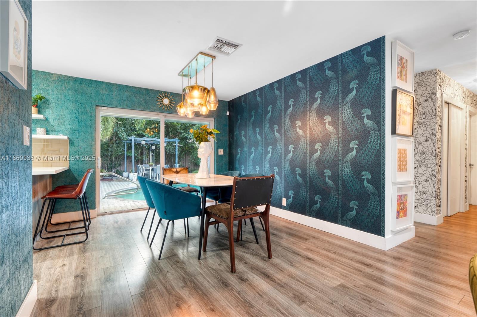 IMPERIAL POINT 3RD SEC - Residential