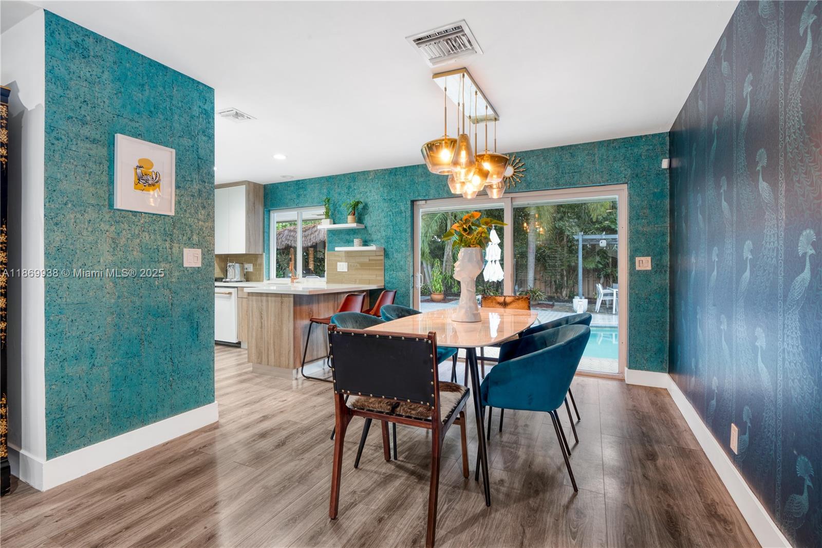 IMPERIAL POINT 3RD SEC - Residential