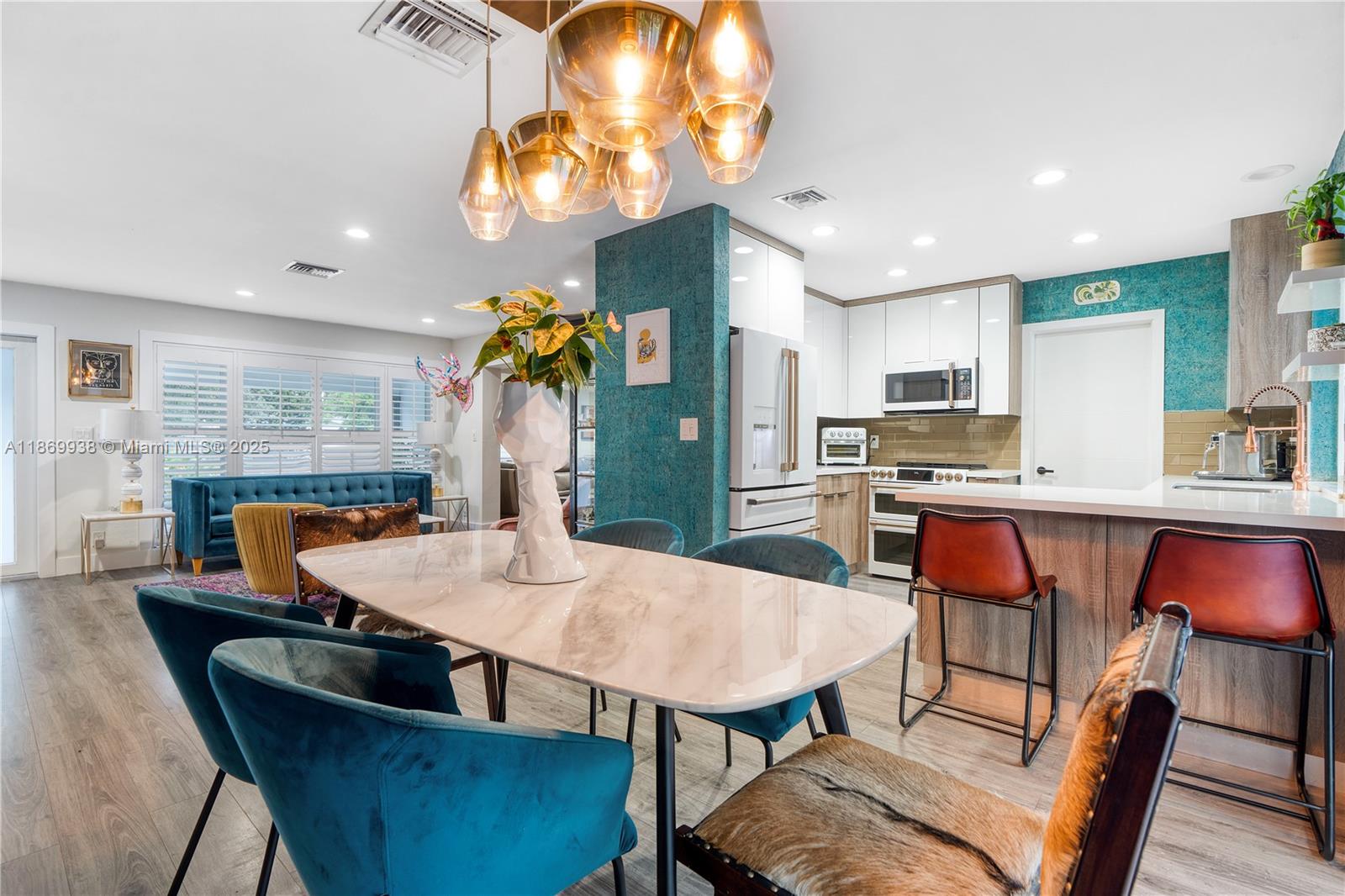 IMPERIAL POINT 3RD SEC - Residential