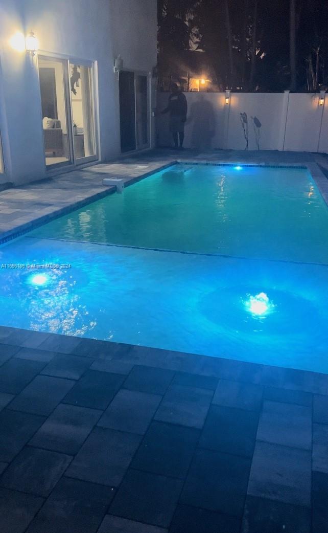 HILLSBORO SHORES SEC - Residential