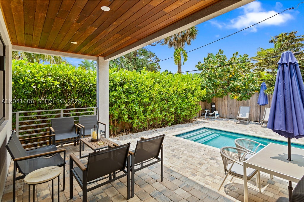 Photo of 809 SW 10th St, Fort Lauderdale, FL 33315 (MLS # A12041606)