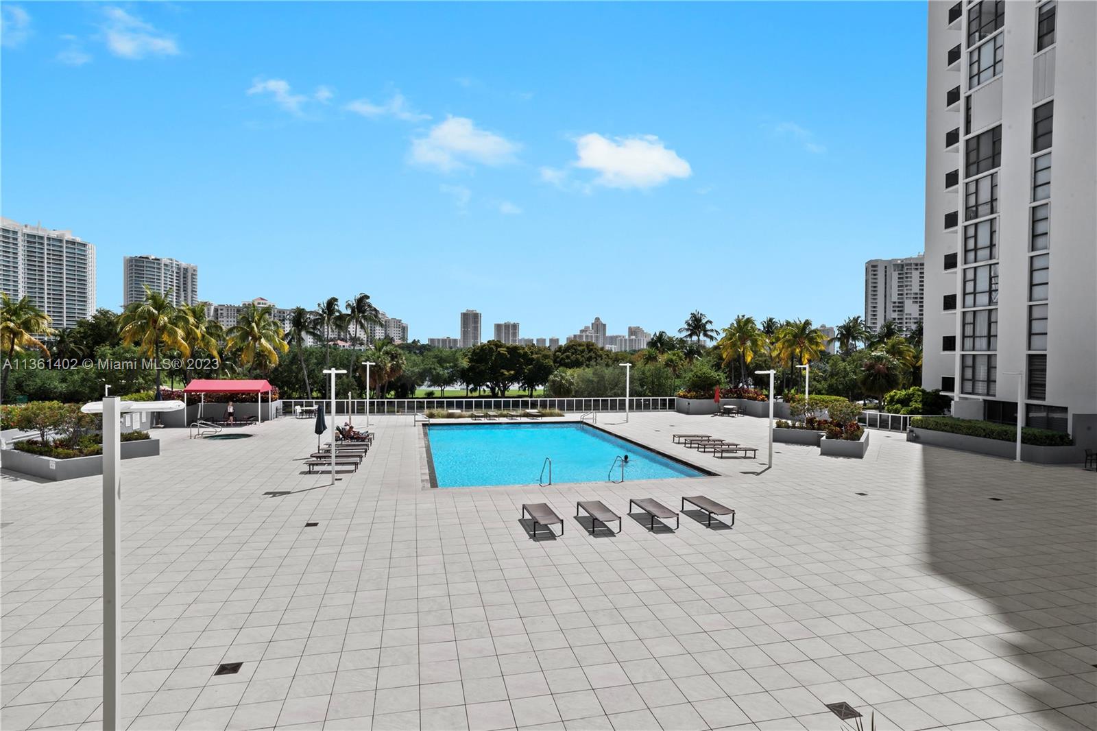 AVENTURA ELDORADO CONDO - Residential