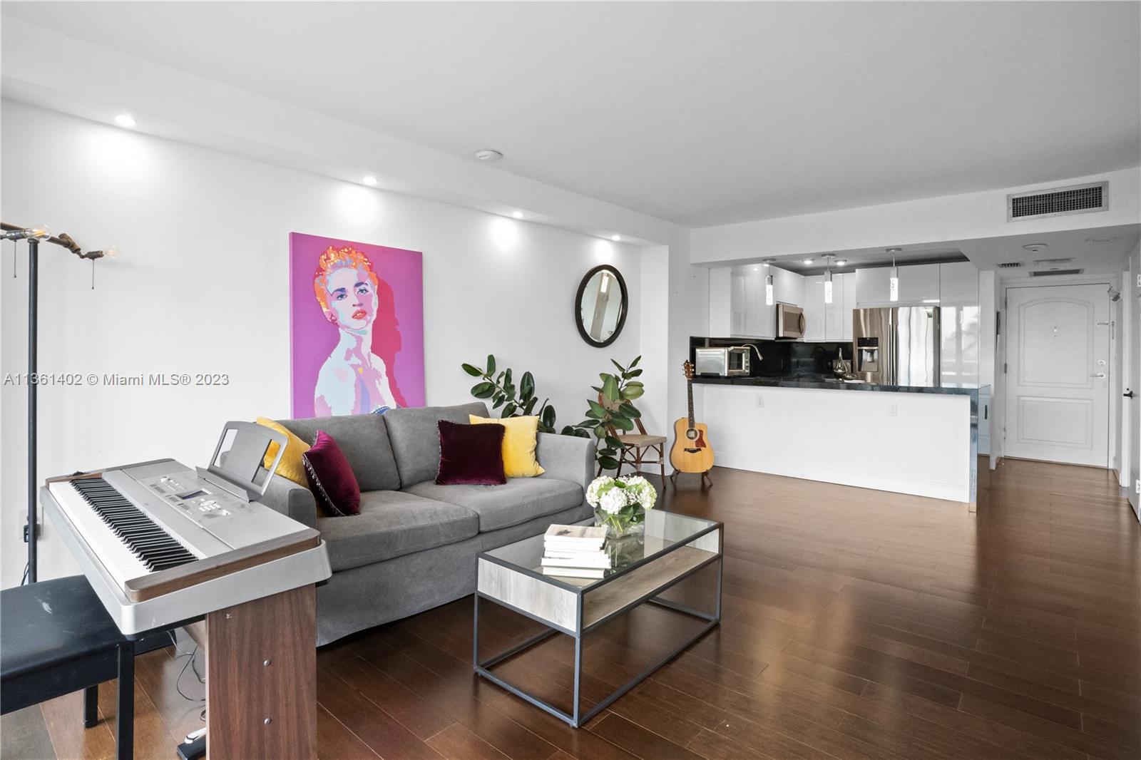 AVENTURA ELDORADO CONDO - Residential