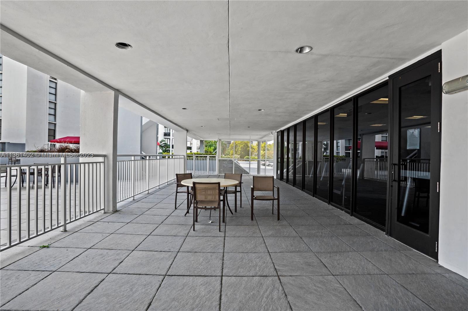 AVENTURA ELDORADO CONDO - Residential