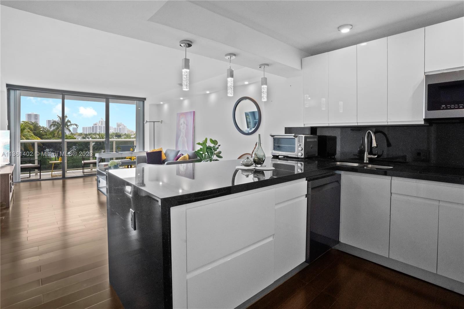 AVENTURA ELDORADO CONDO - Residential