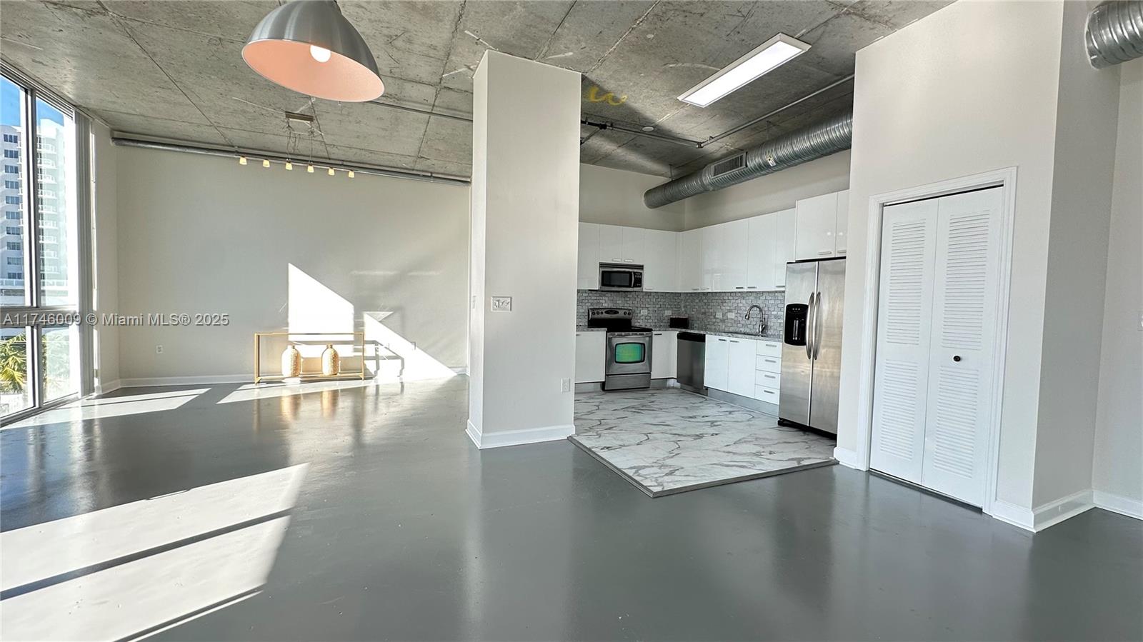 Rental Property at 2100 Van Buren St 522, Hollywood, Broward County, Florida - Bedrooms: 2 
Bathrooms: 2  - $2,600 MO.
