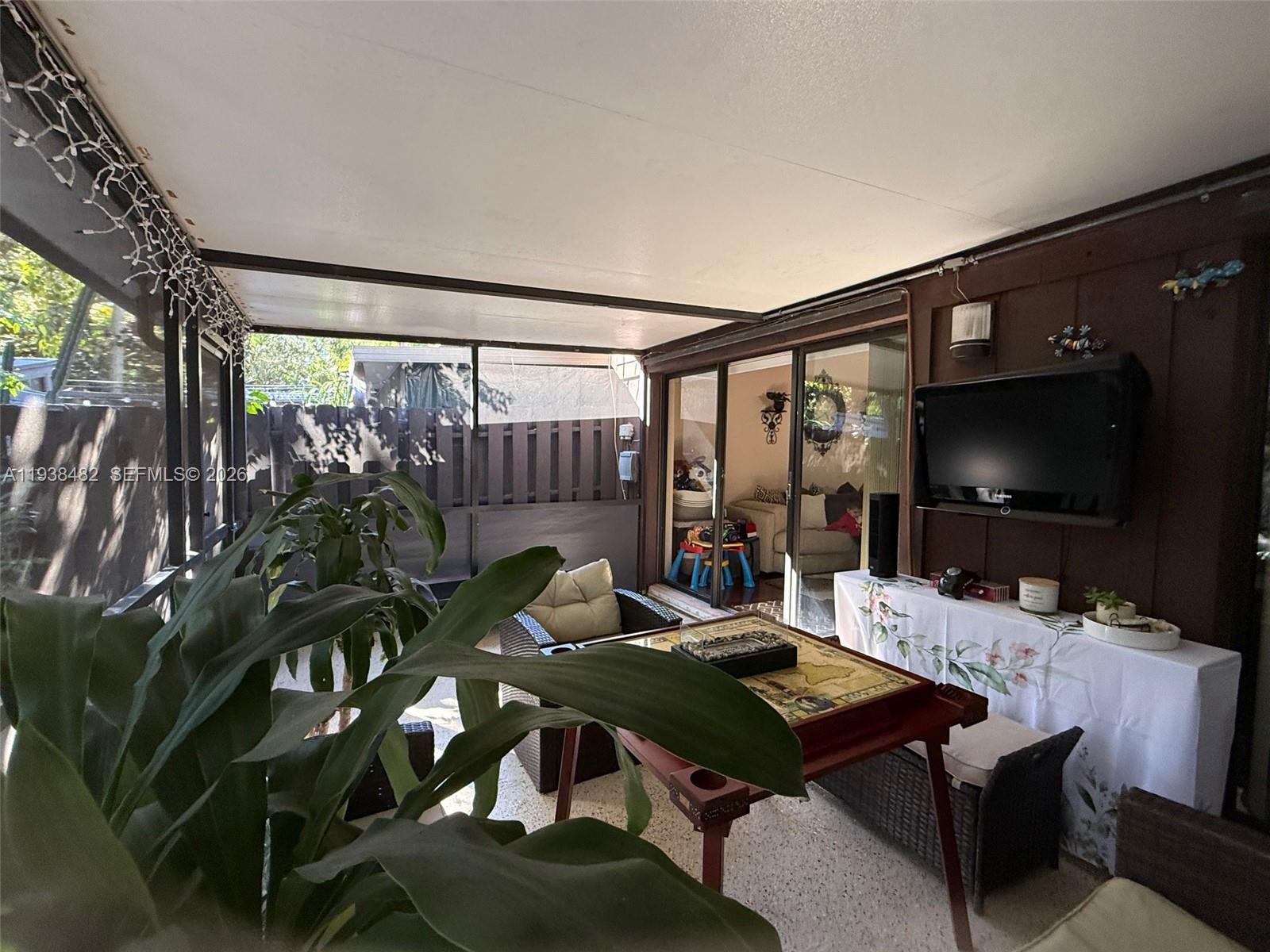 TAMERLANE - Residential