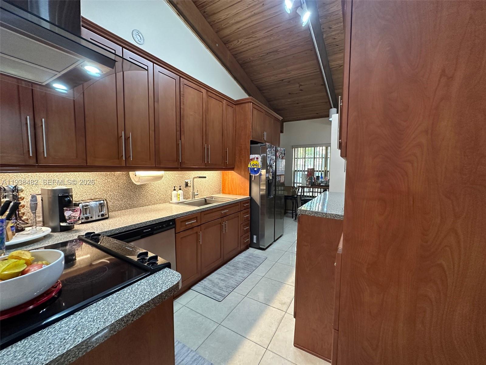 TAMERLANE - Residential