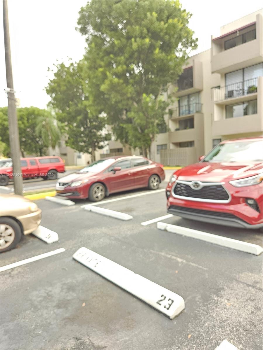 COMPLETELY REMODELED APARTMENT NEAR KENDALL DRIVE AND PRINCIPAL AVENUES, TILE THROUGHOUT, NEW APPLIANCES, WASHER & DRYER INSIDE UNIT, NEW HIGH EFFICIENCY AIR CONDITIONER, NEW BLINDS, FRESHLY PAINTED! - MUST SEE - EASY TO SHOW, WILL GO FAST.