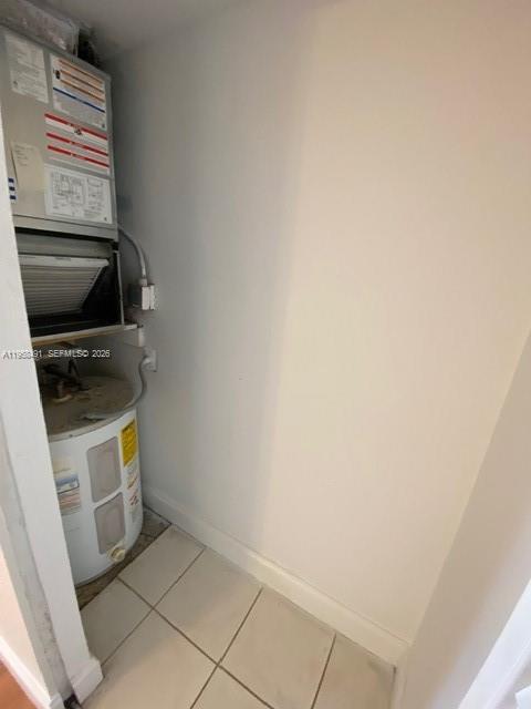 VENICE ISLES CONDO - Residential Lease