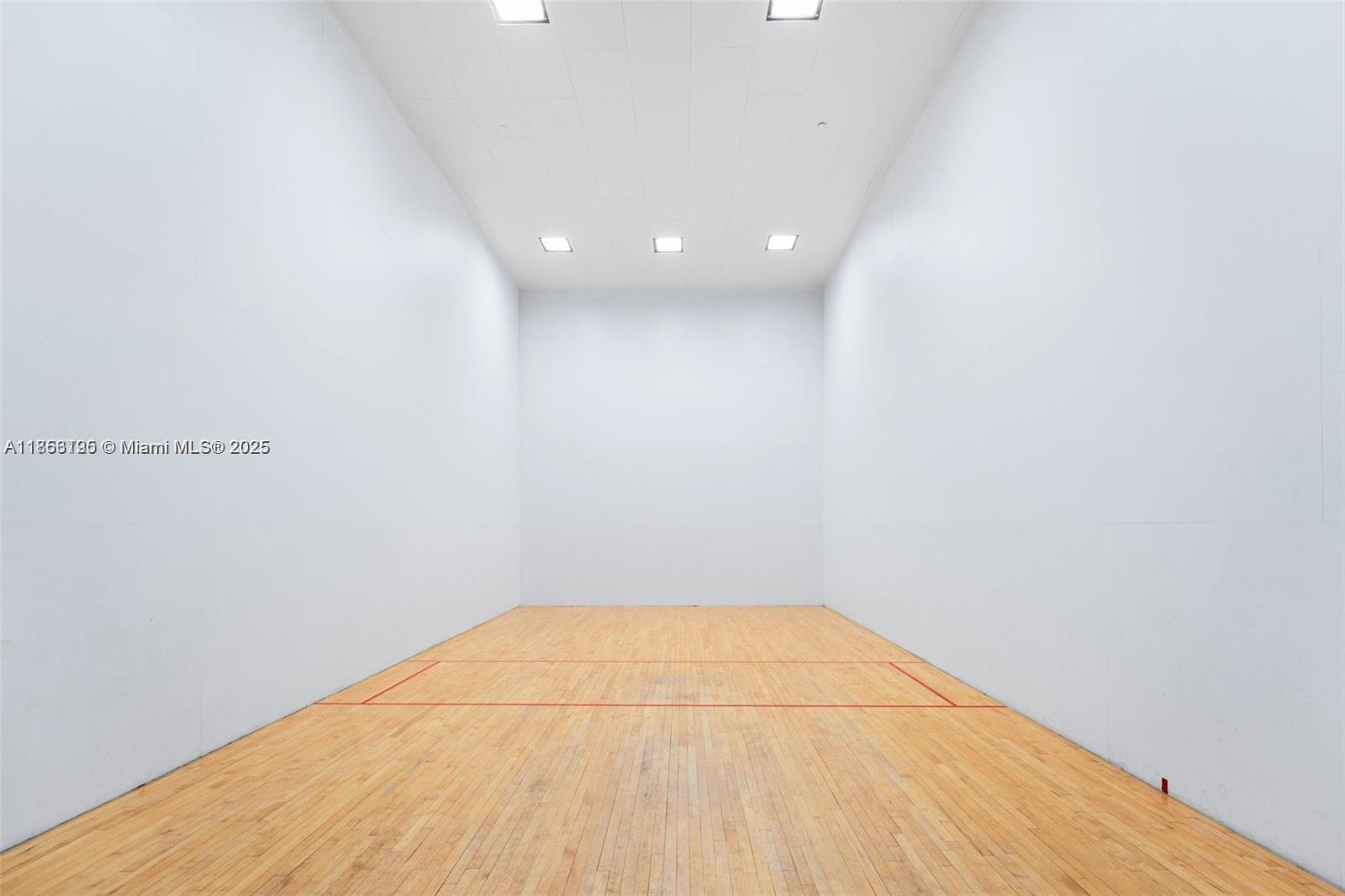 THE TOWERS OF QUAYSIDE CO - Residential