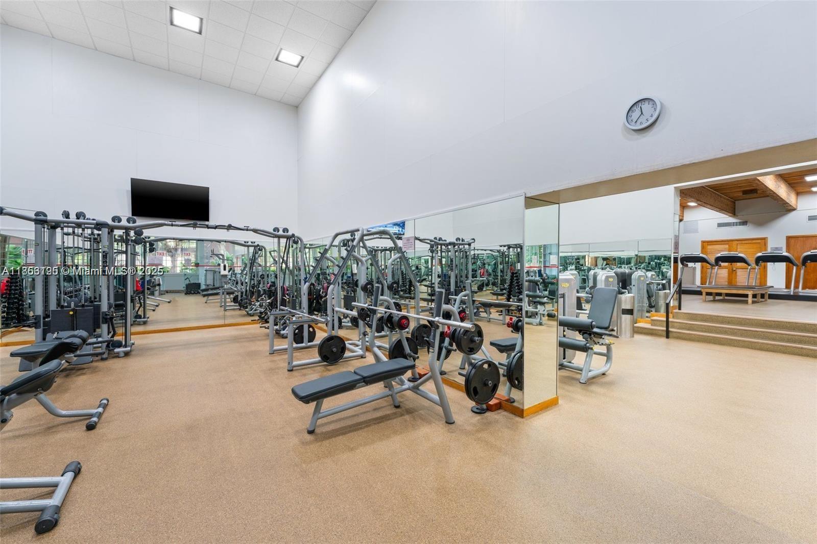 THE TOWERS OF QUAYSIDE CO - Residential