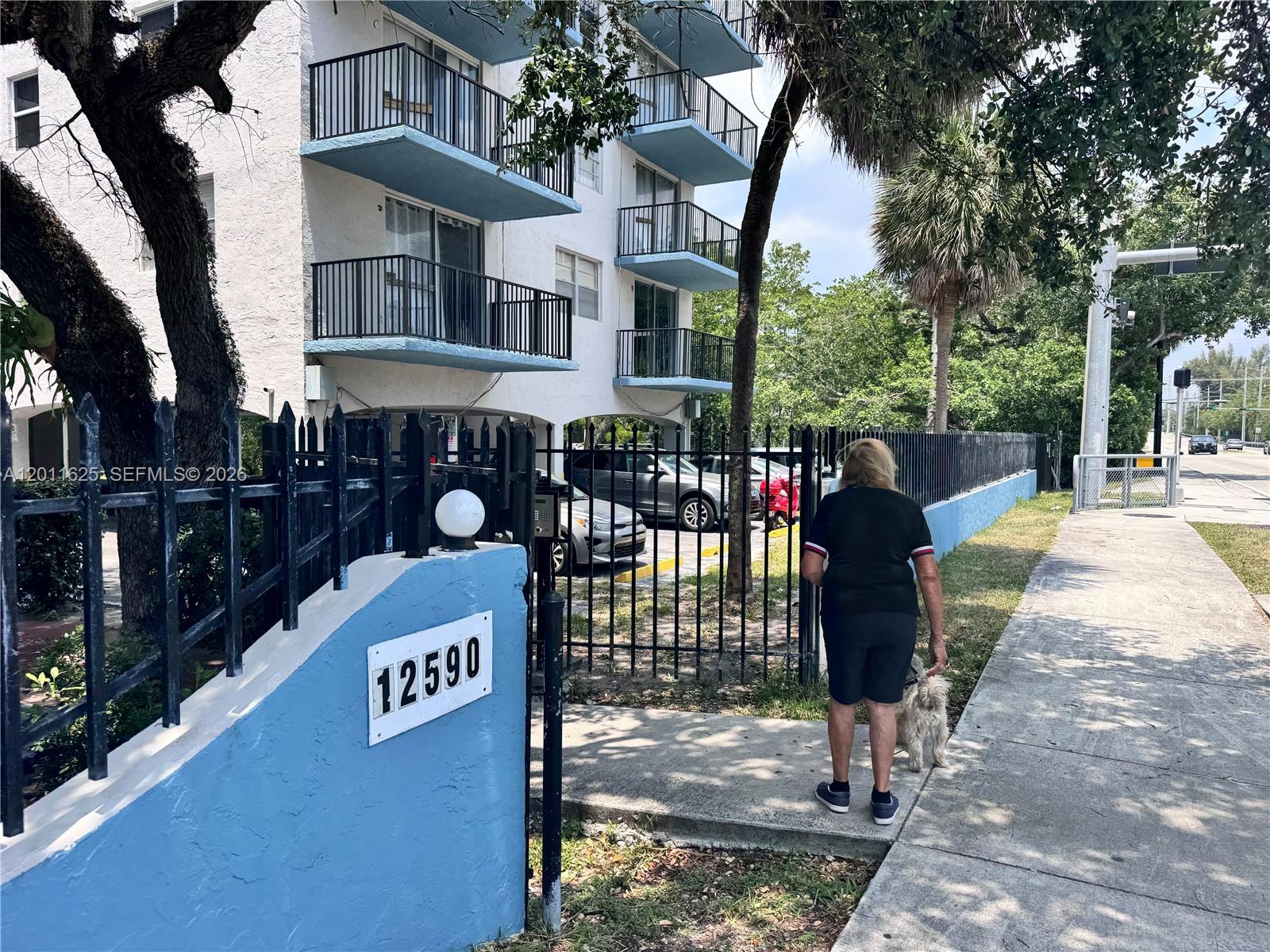 12590 CORONADO TOWERS CON - Residential