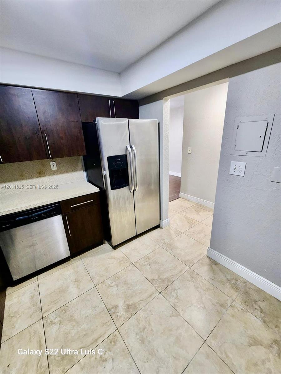 12590 CORONADO TOWERS CON - Residential