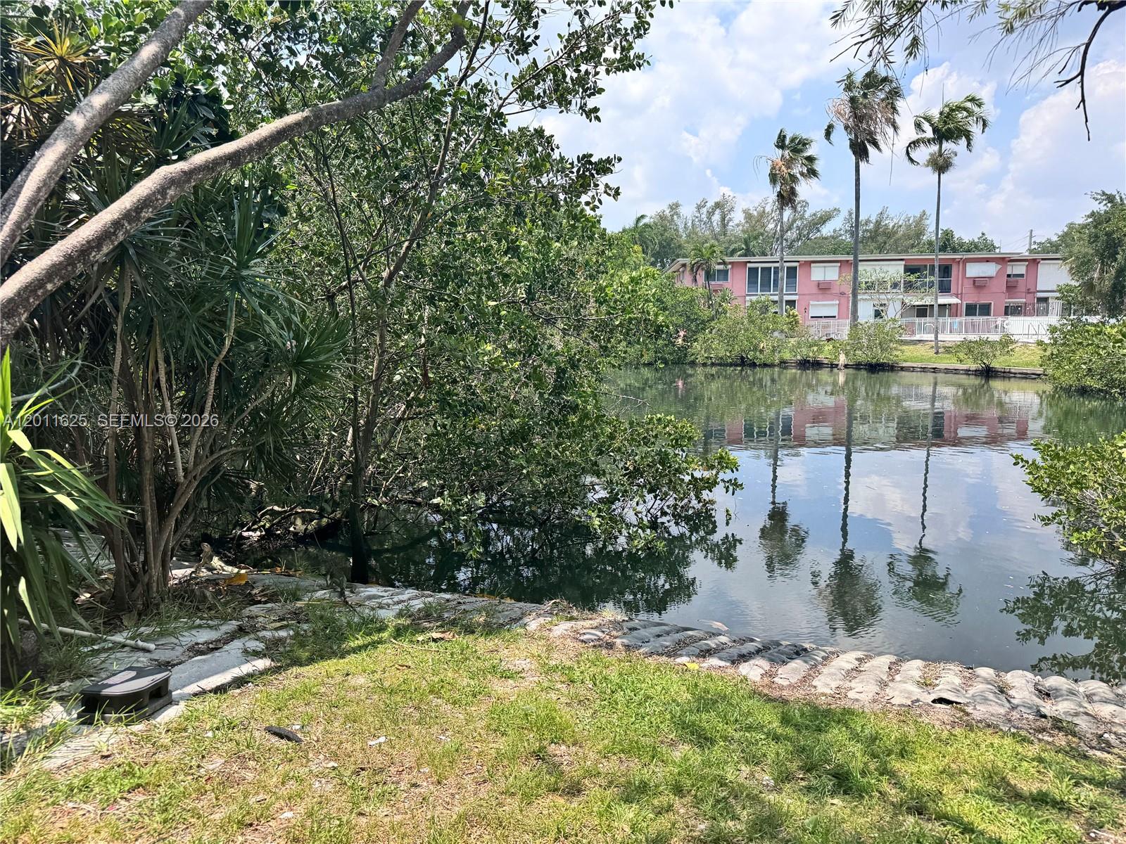 12590 CORONADO TOWERS CON - Residential