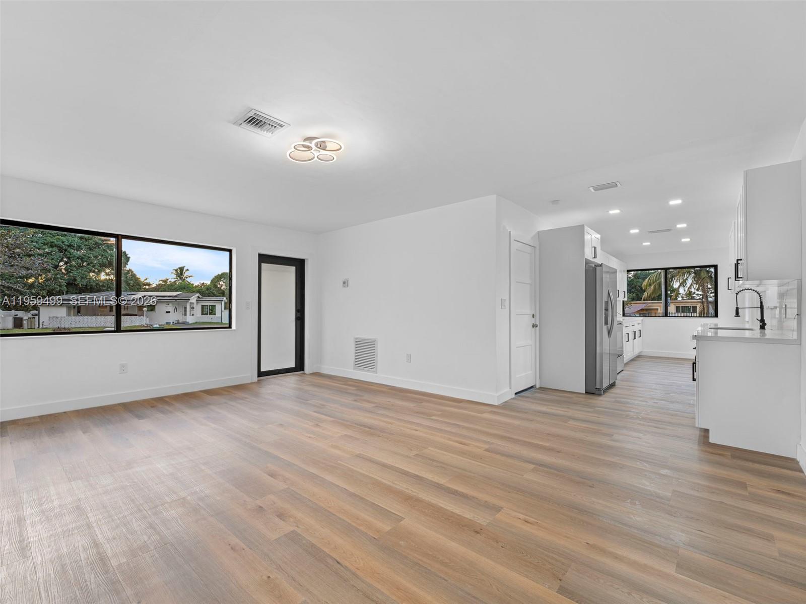 BISCAYNE GDNS SEC E PART - Residential