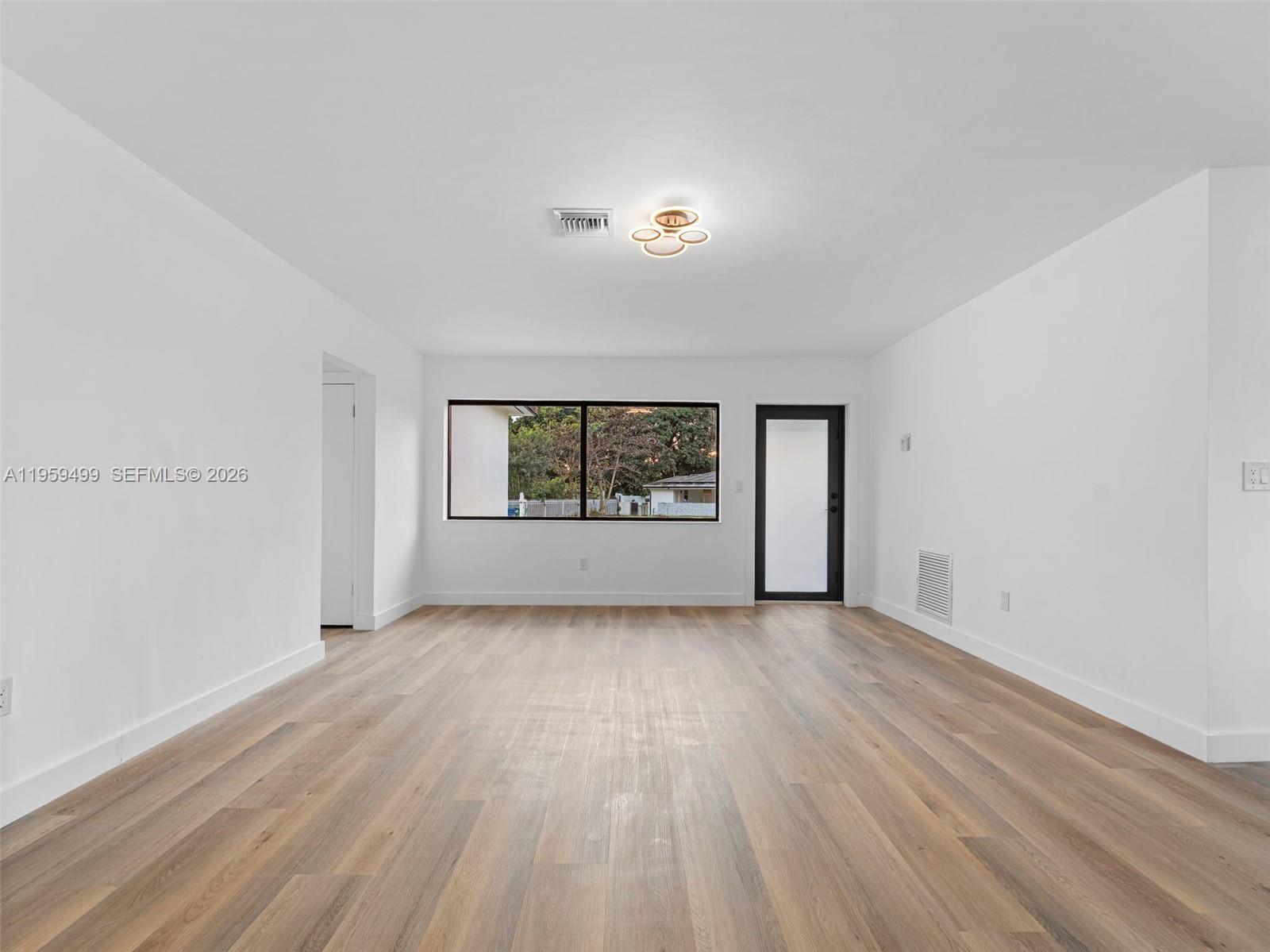 BISCAYNE GDNS SEC E PART - Residential