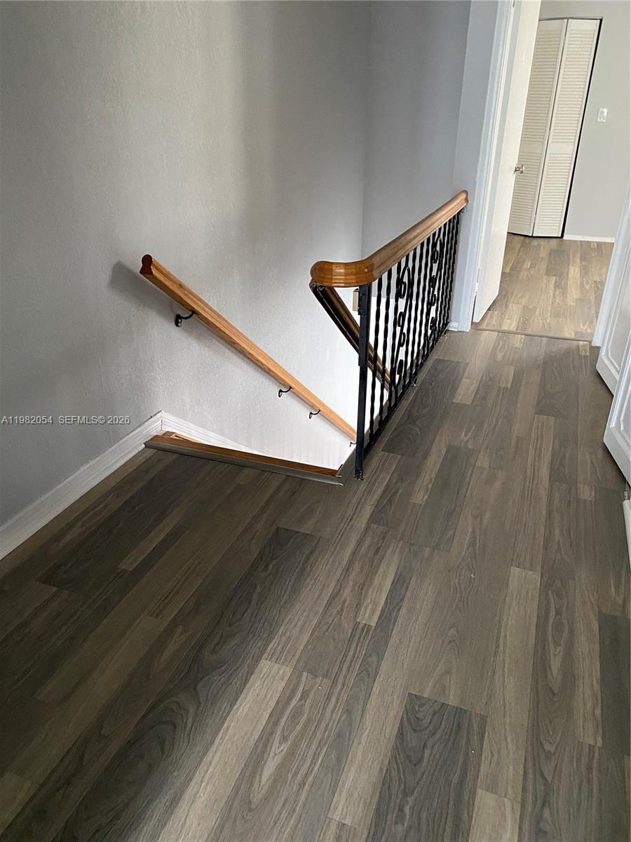 TOWNHOUSES OF VENETIAN PA - Residential Lease