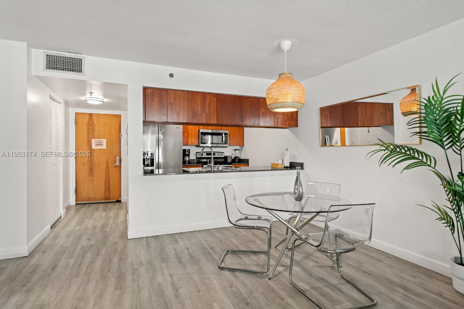 THE CLUB AT BRICKELL BAY - Residential