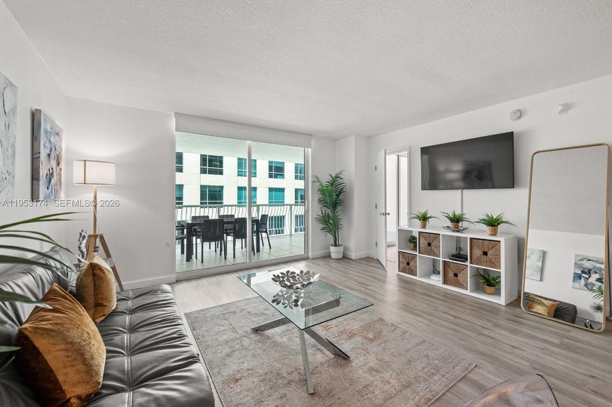 Great Investment opportunity in the heart of Brickell!! One of the most desirable short-term rental-friendly buildings!! A rare chance to own a high-yield property that allows Airbnb and other vacation rental platforms, perfect for investors seeking immediate income potential. Prime location close to excellent restaurants, ultimate Brickell lifestyle just steps away from world class dinning & nightlife, and the shops at Brickell City Centre!! Don't miss the opportunity!! OWNER FINANCING AVAILABLE!!