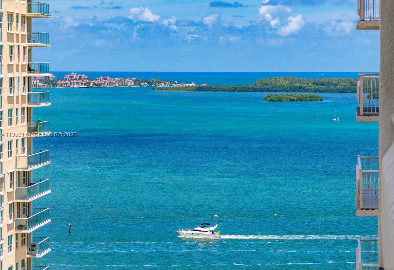 THE CLUB AT BRICKELL BAY - Residential