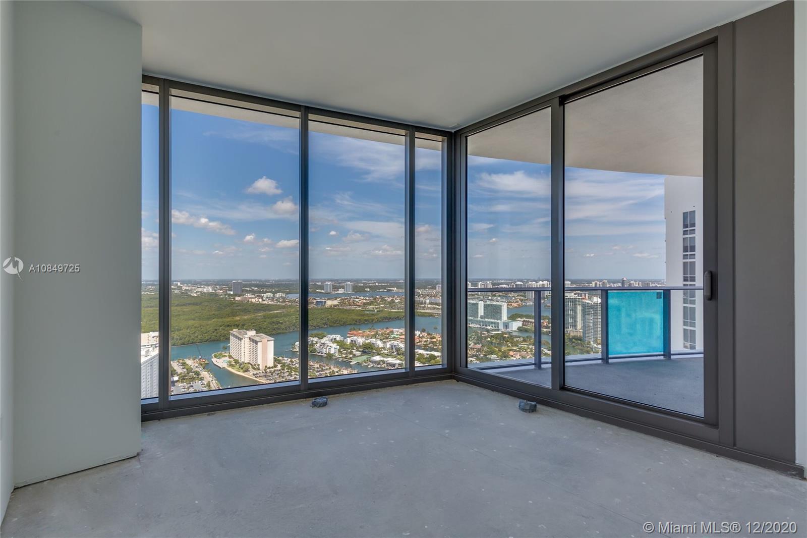 The Ritz Carlton Residence - Residential