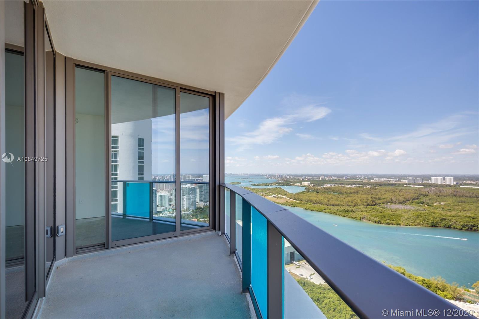 The Ritz Carlton Residence - Residential