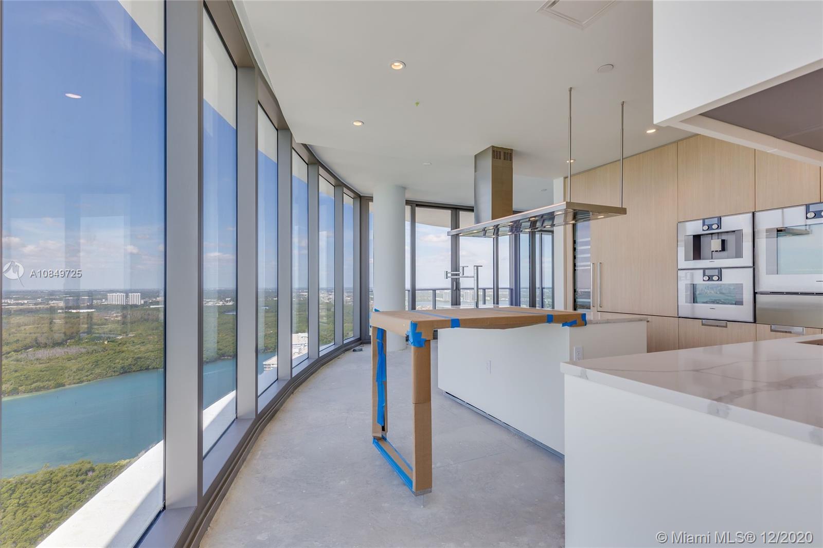 The Ritz Carlton Residence - Residential