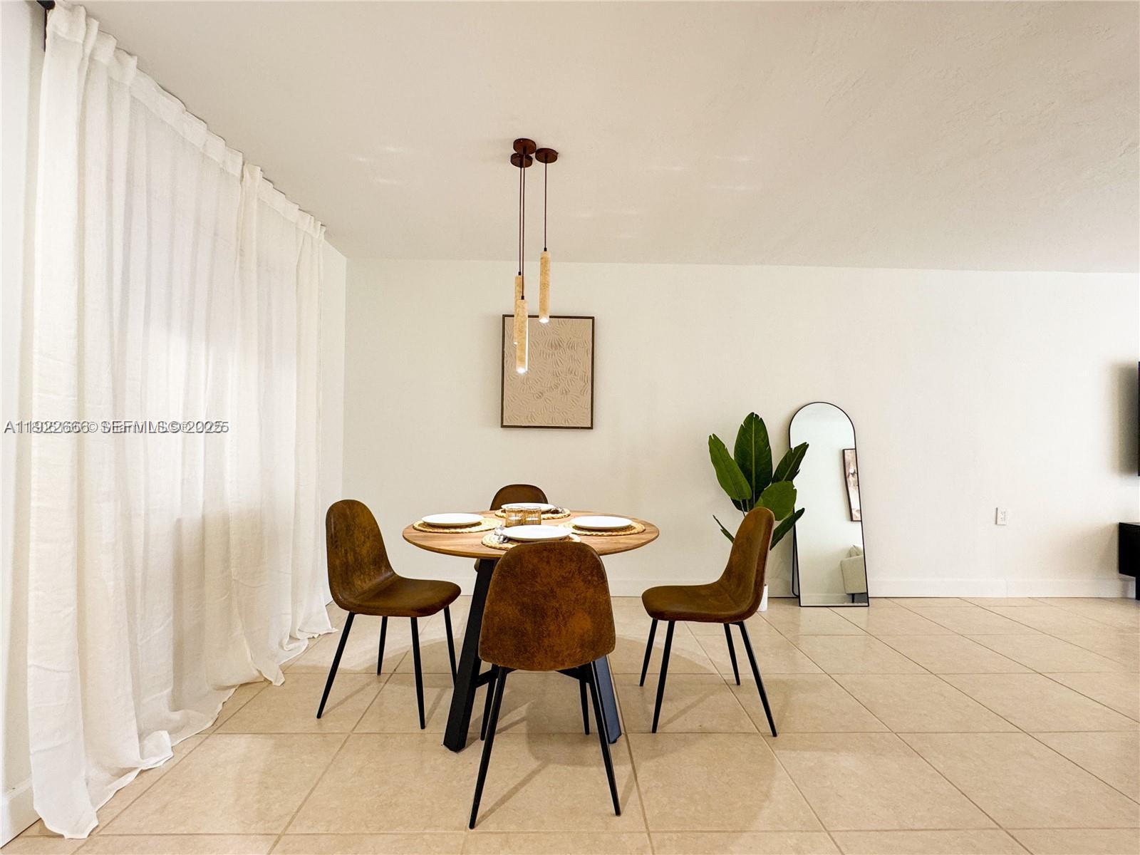 1631 NE 114th St 106