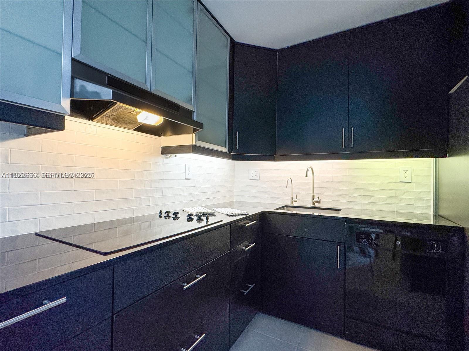 1631 NE 114th St 106