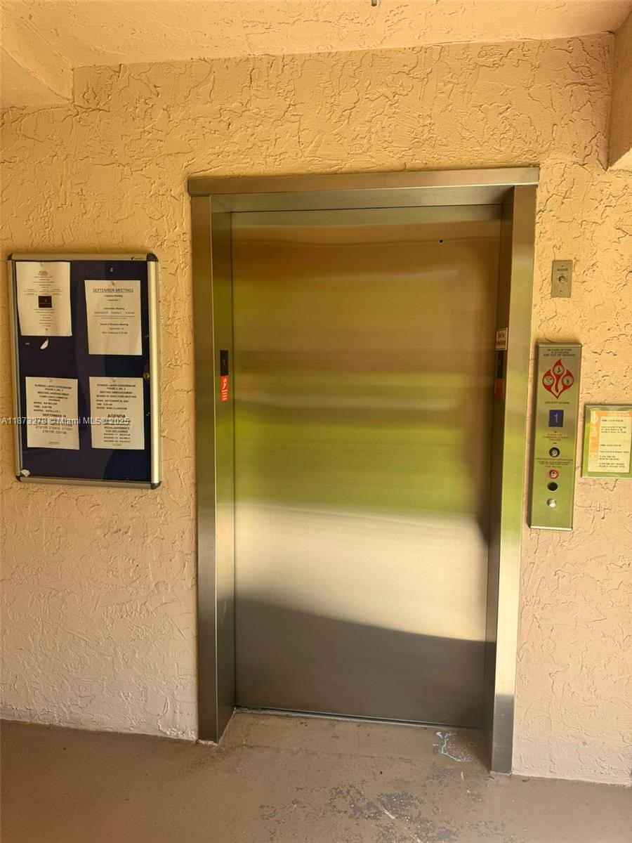 SUNRISE LAKES 178 CONDO - Residential