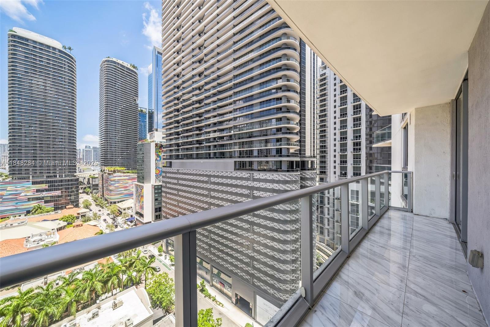 1100 MILLECENTO RESIDENCE - Residential