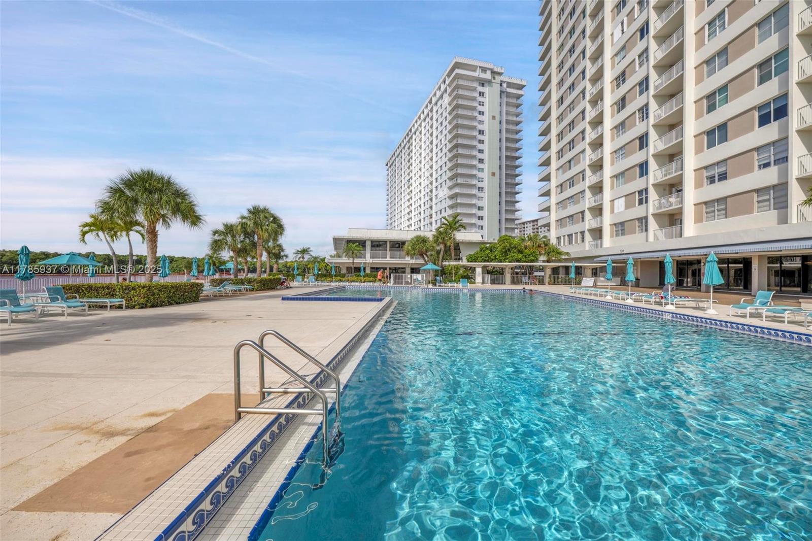 ARLEN HOUSE CONDO - Residential