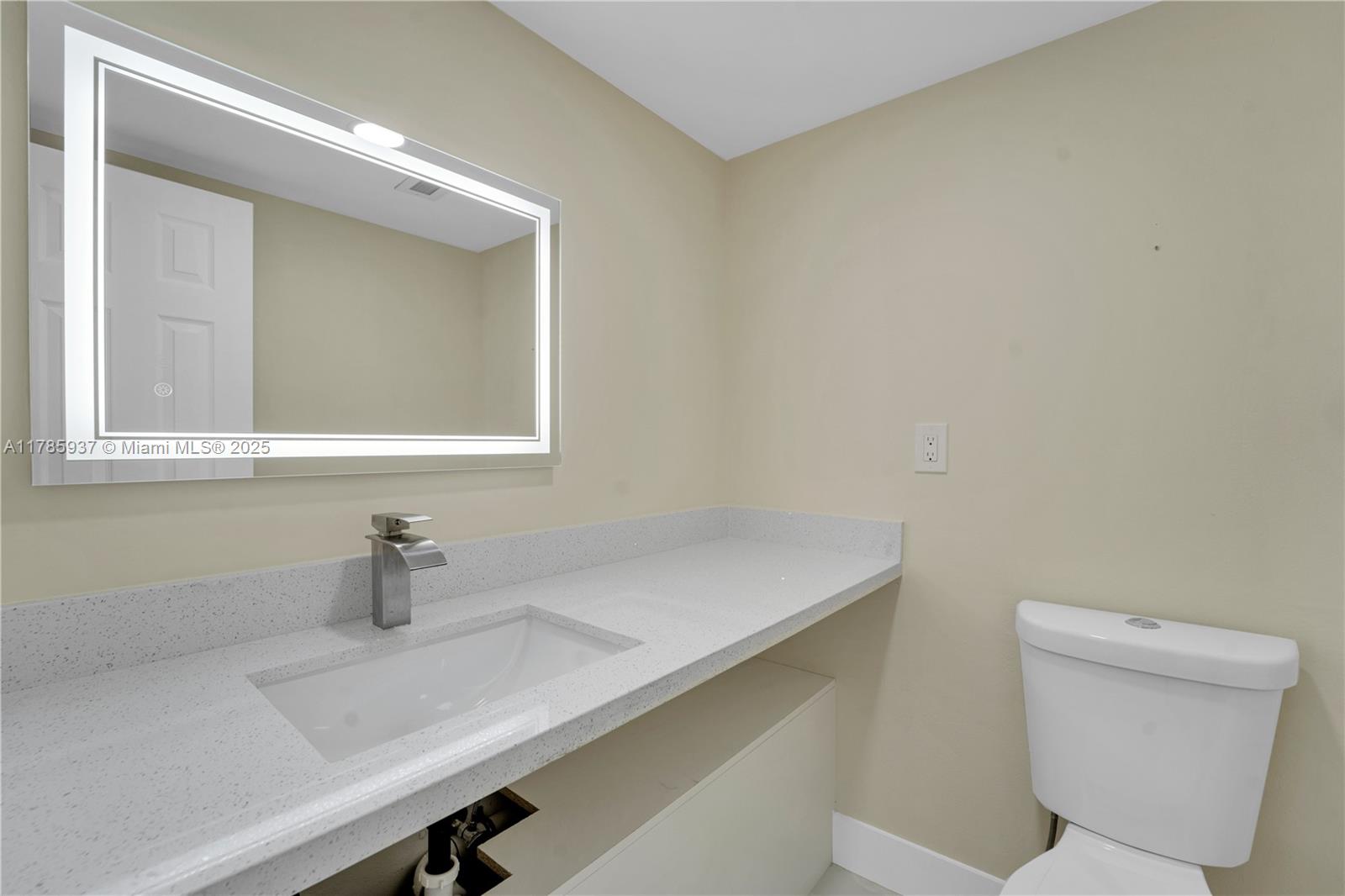 ARLEN HOUSE CONDO - Residential