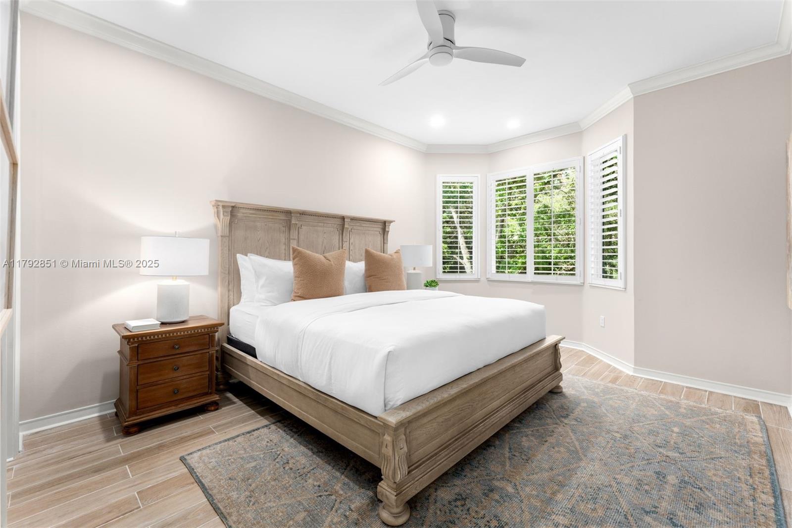 UNIVERSITY PLACE - Residential