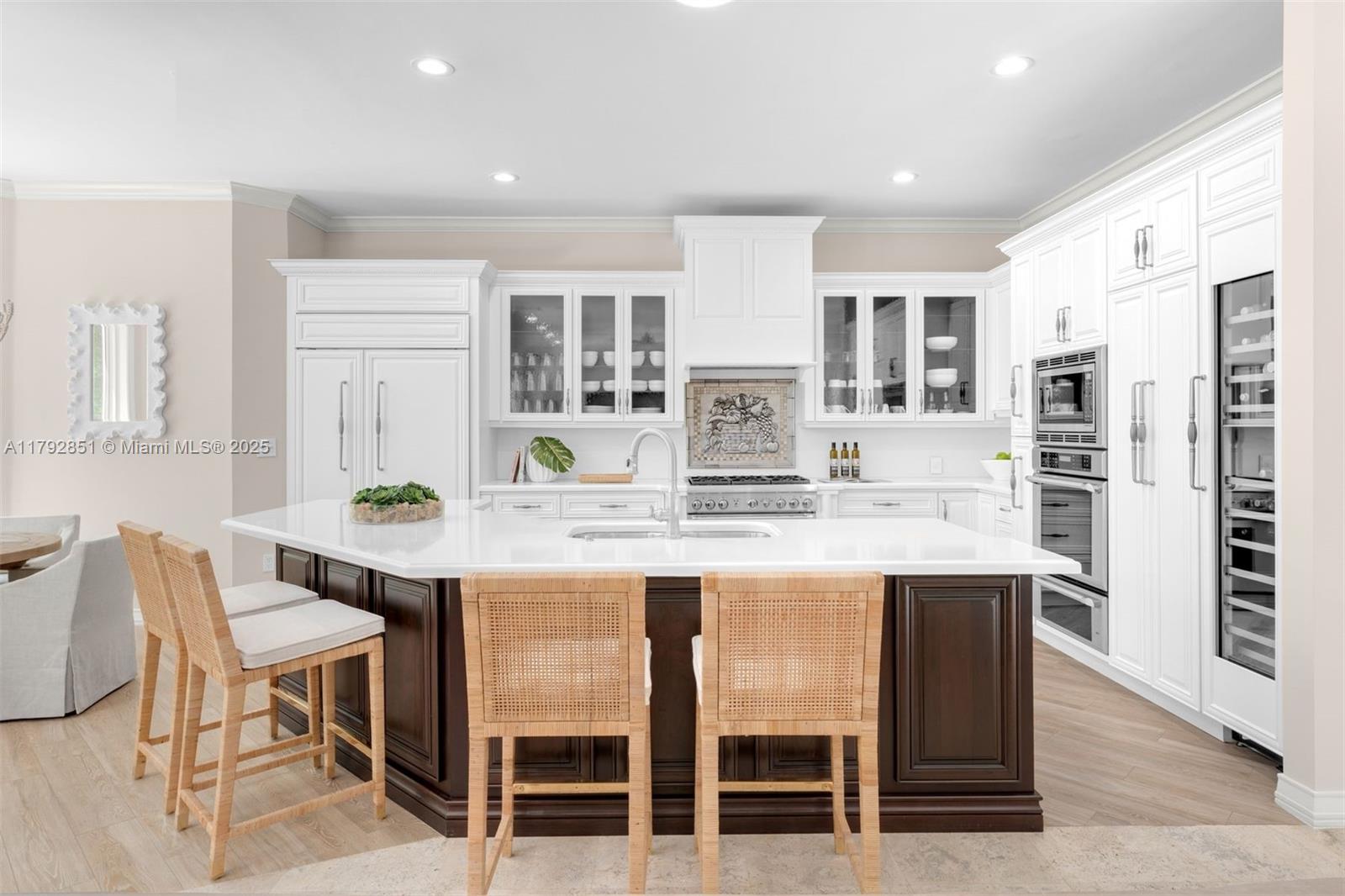 UNIVERSITY PLACE - Residential