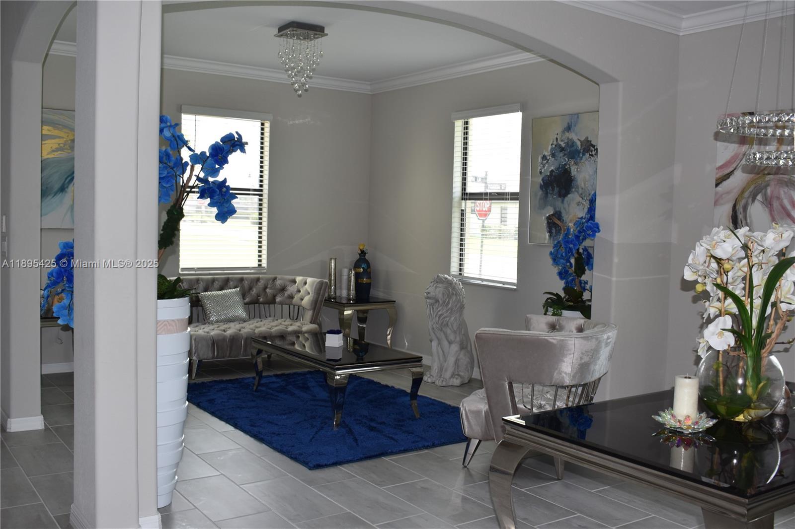 PORTICO - Residential
