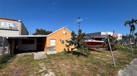 251 W 27th St Hialeah FL 33010