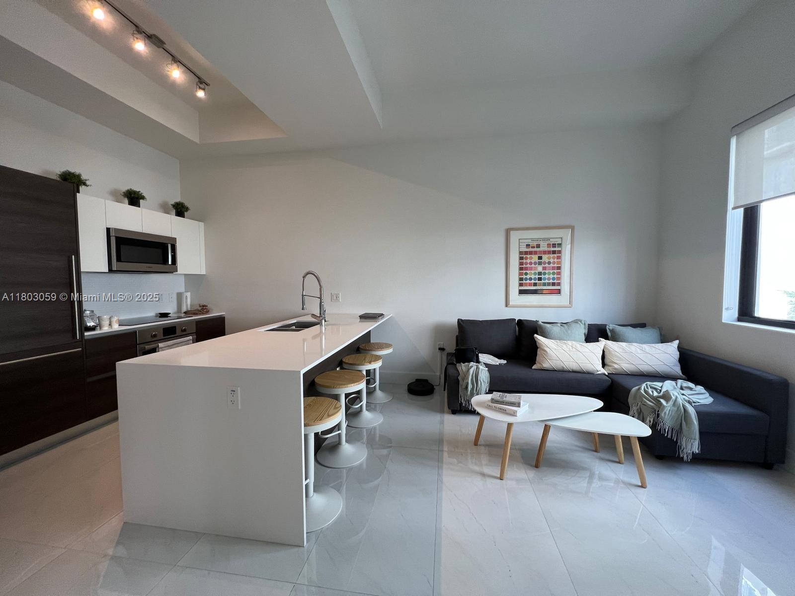 Rental Property at 301 Altara Ave 202, Coral Gables, Broward County, Florida - Bedrooms: 1 
Bathrooms: 1  - $3,200 MO.