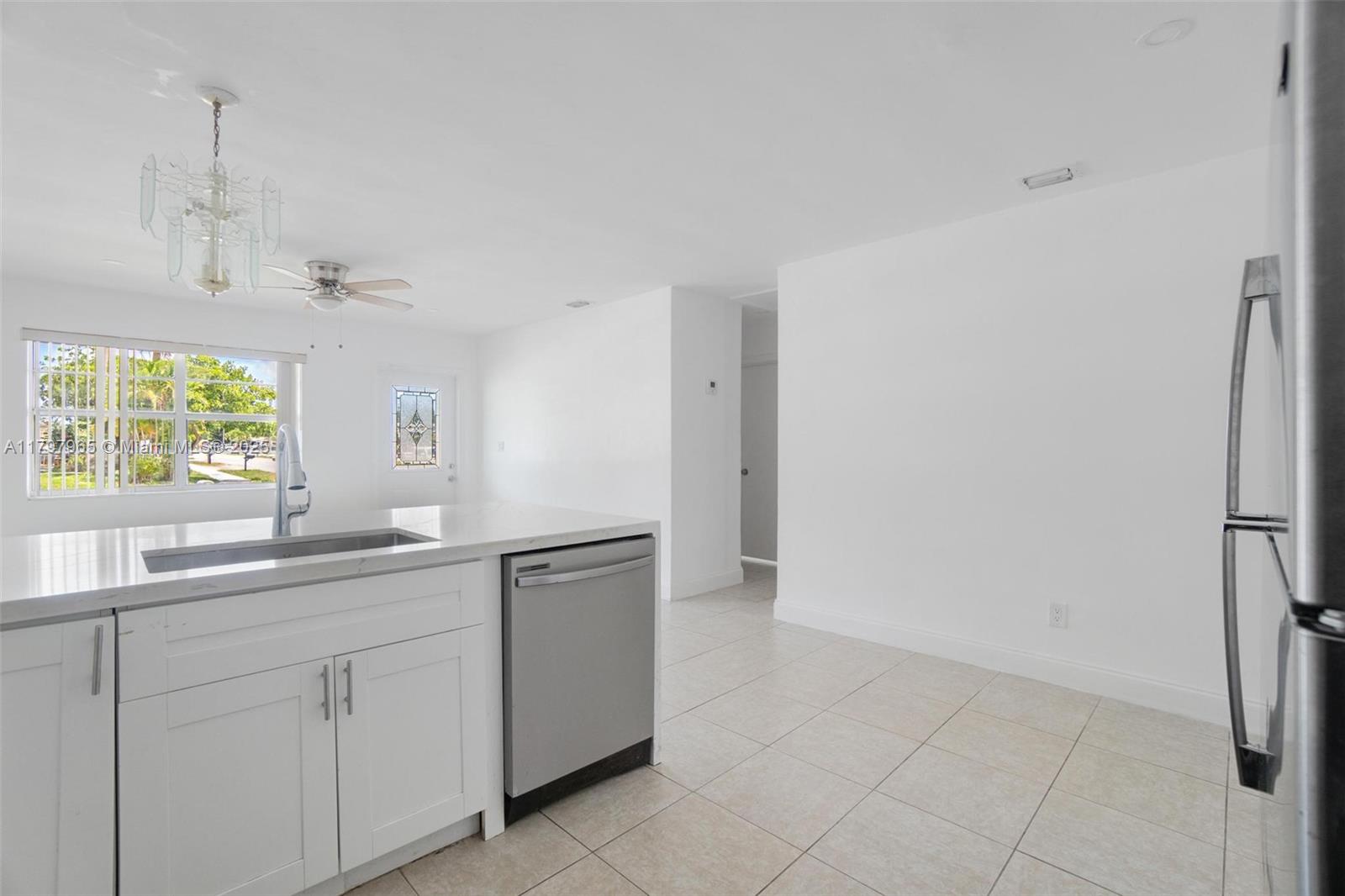 1997 SW 70th Way 0
