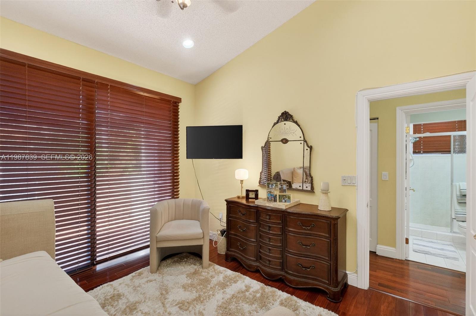 MARINA COVE AT HARBOR VIL - Residential