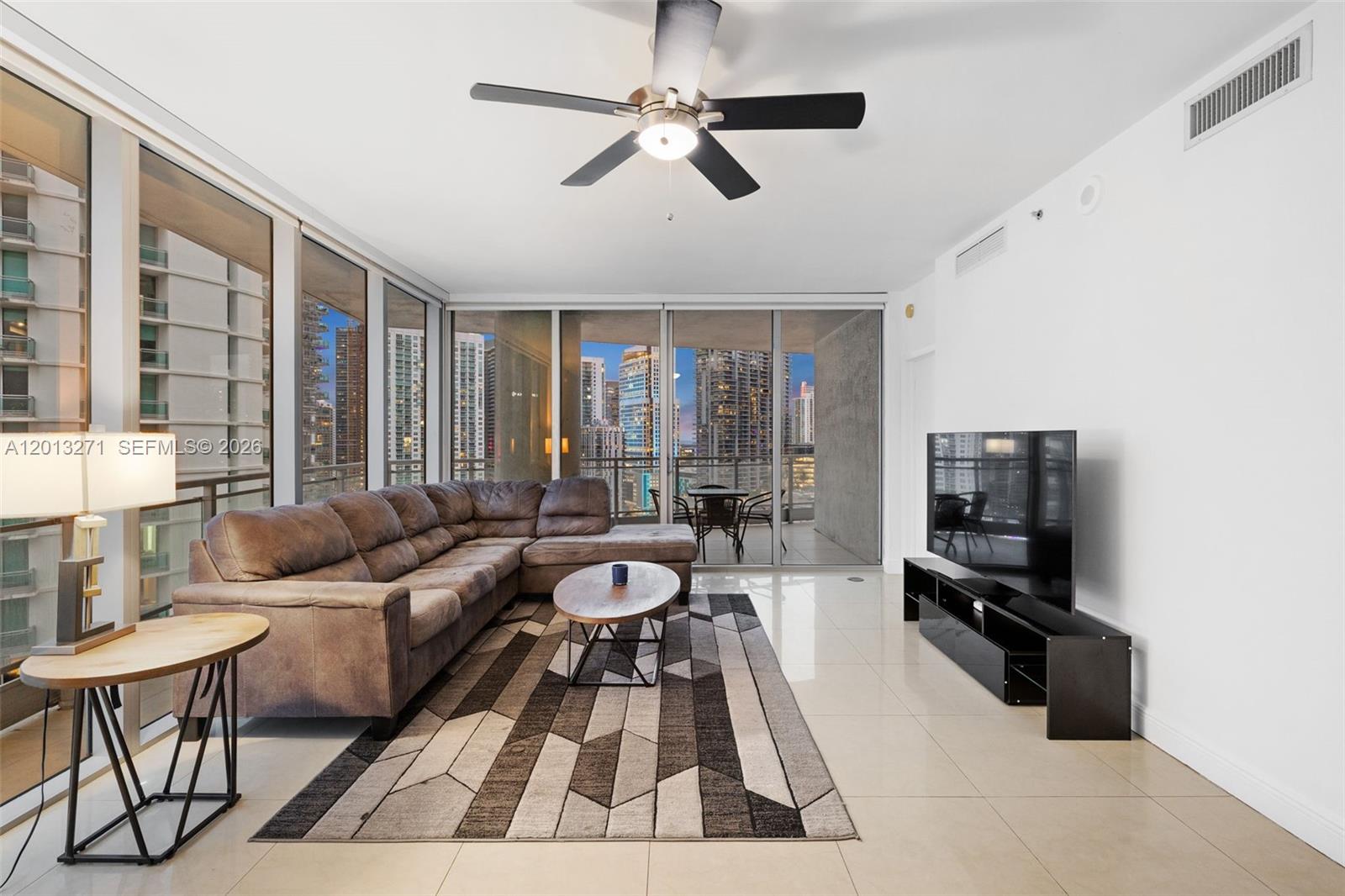 IVY CONDO - Residential
