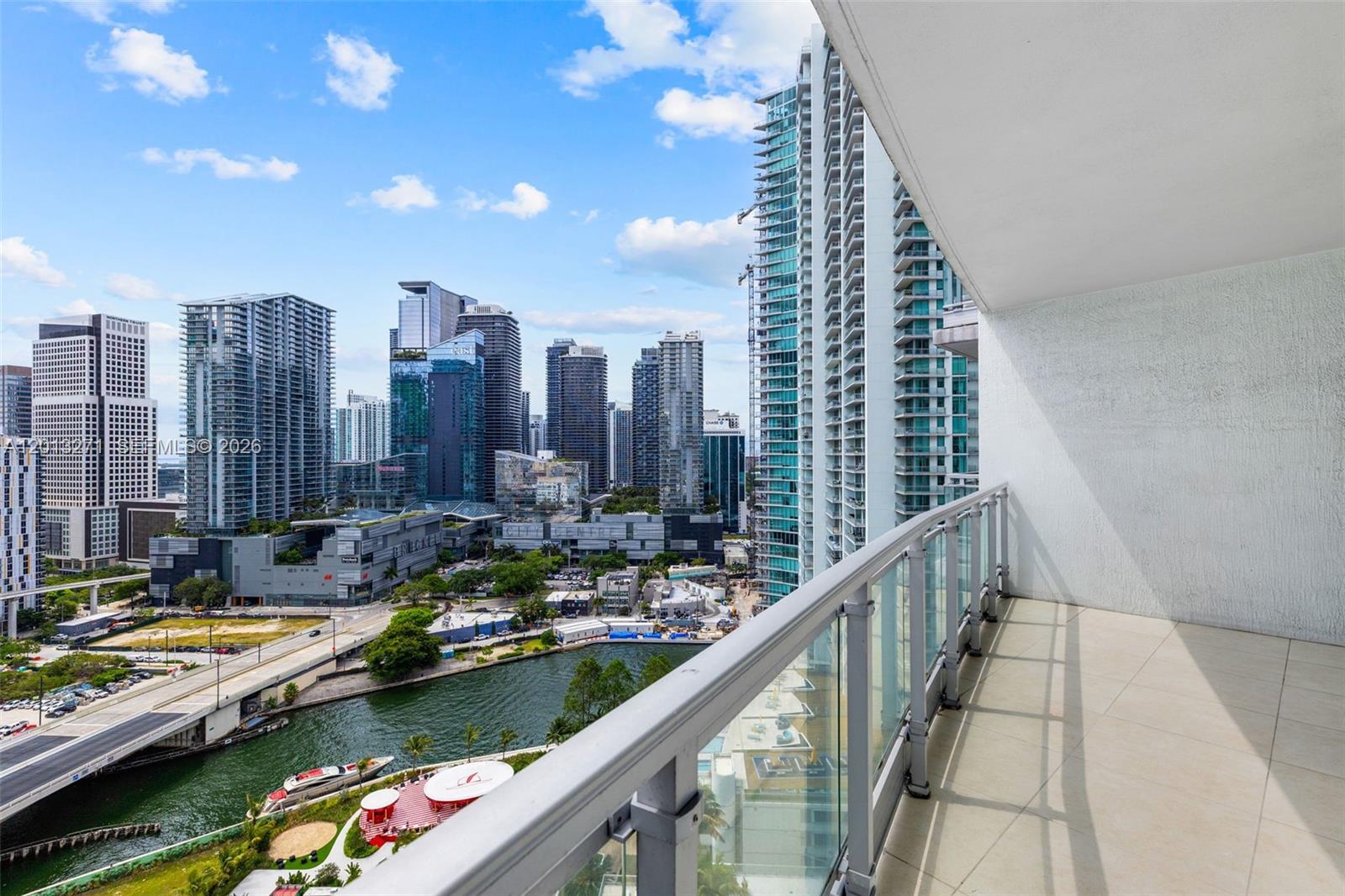 IVY CONDO - Residential