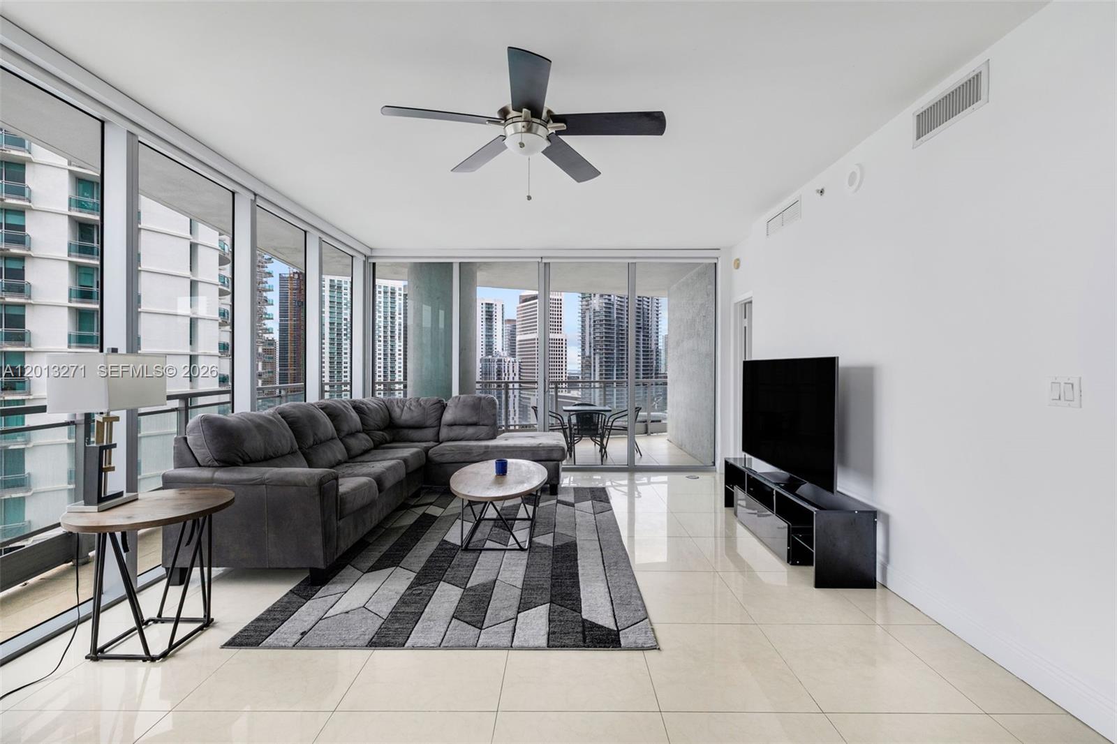 IVY CONDO - Residential