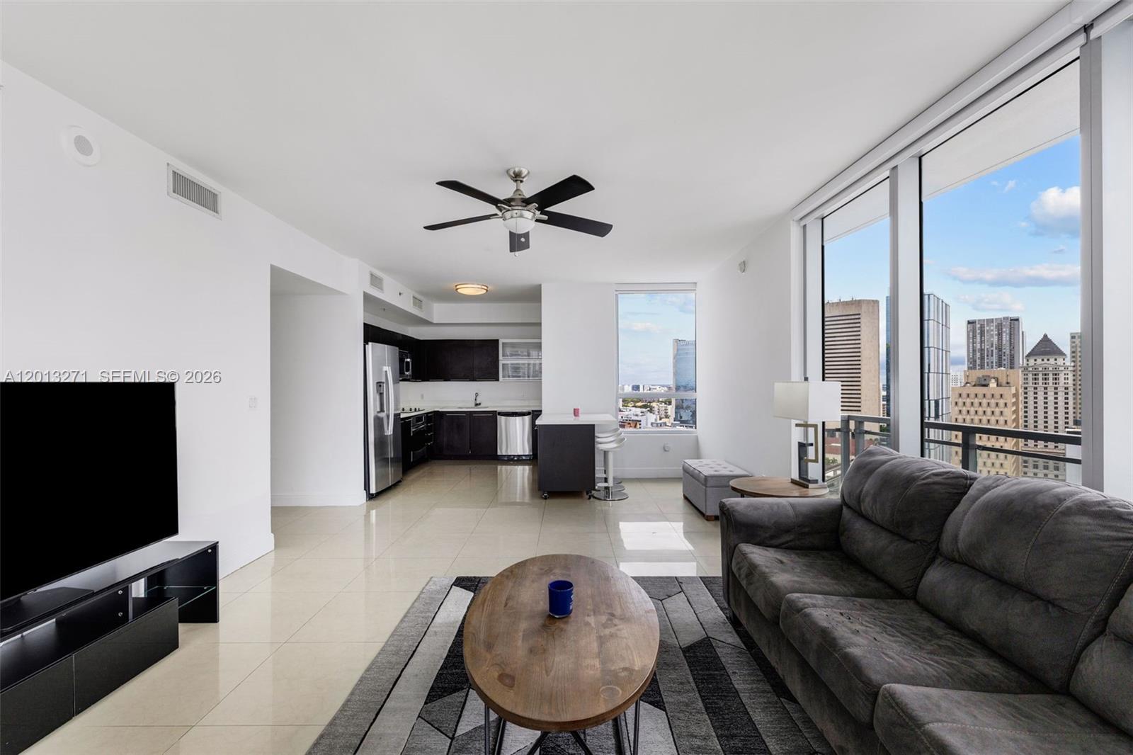 IVY CONDO - Residential