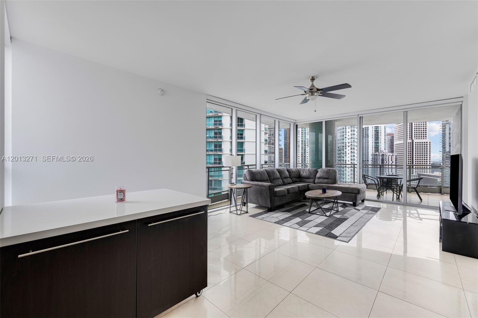 IVY CONDO - Residential