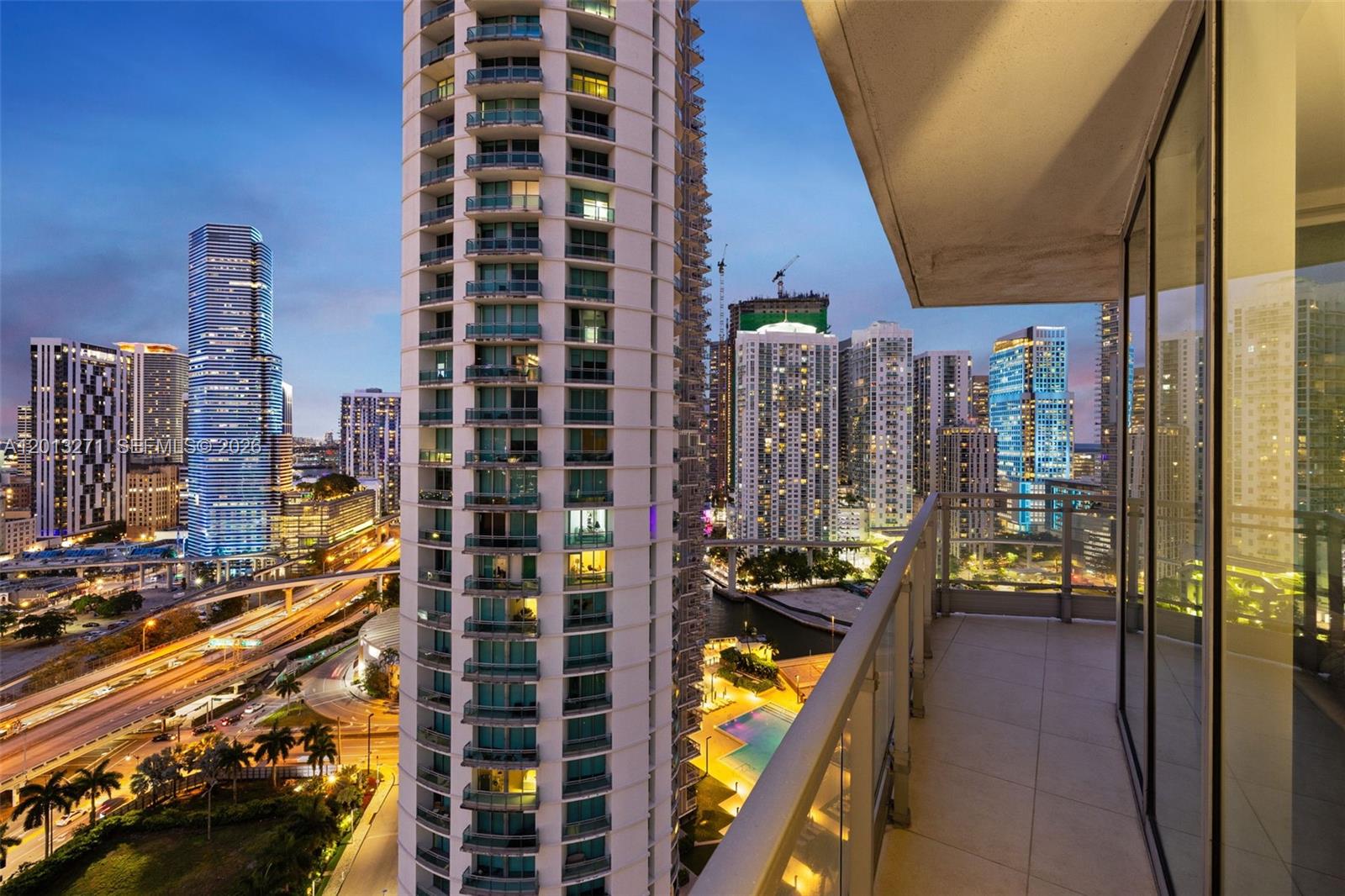 IVY CONDO - Residential