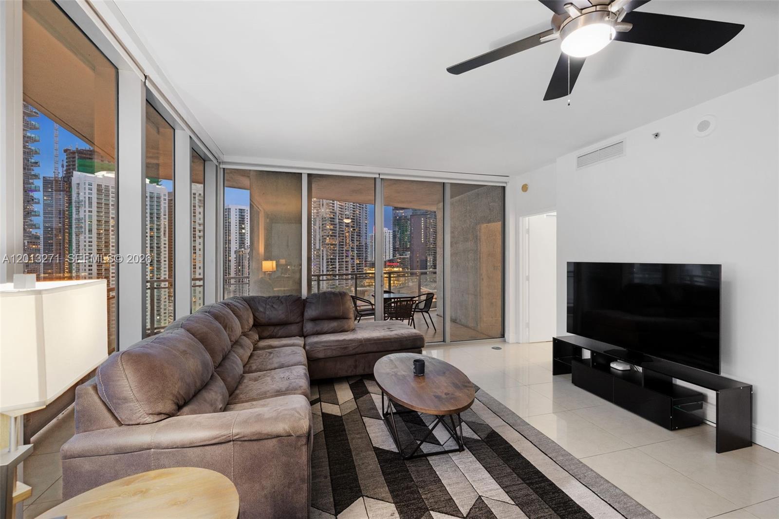 IVY CONDO - Residential