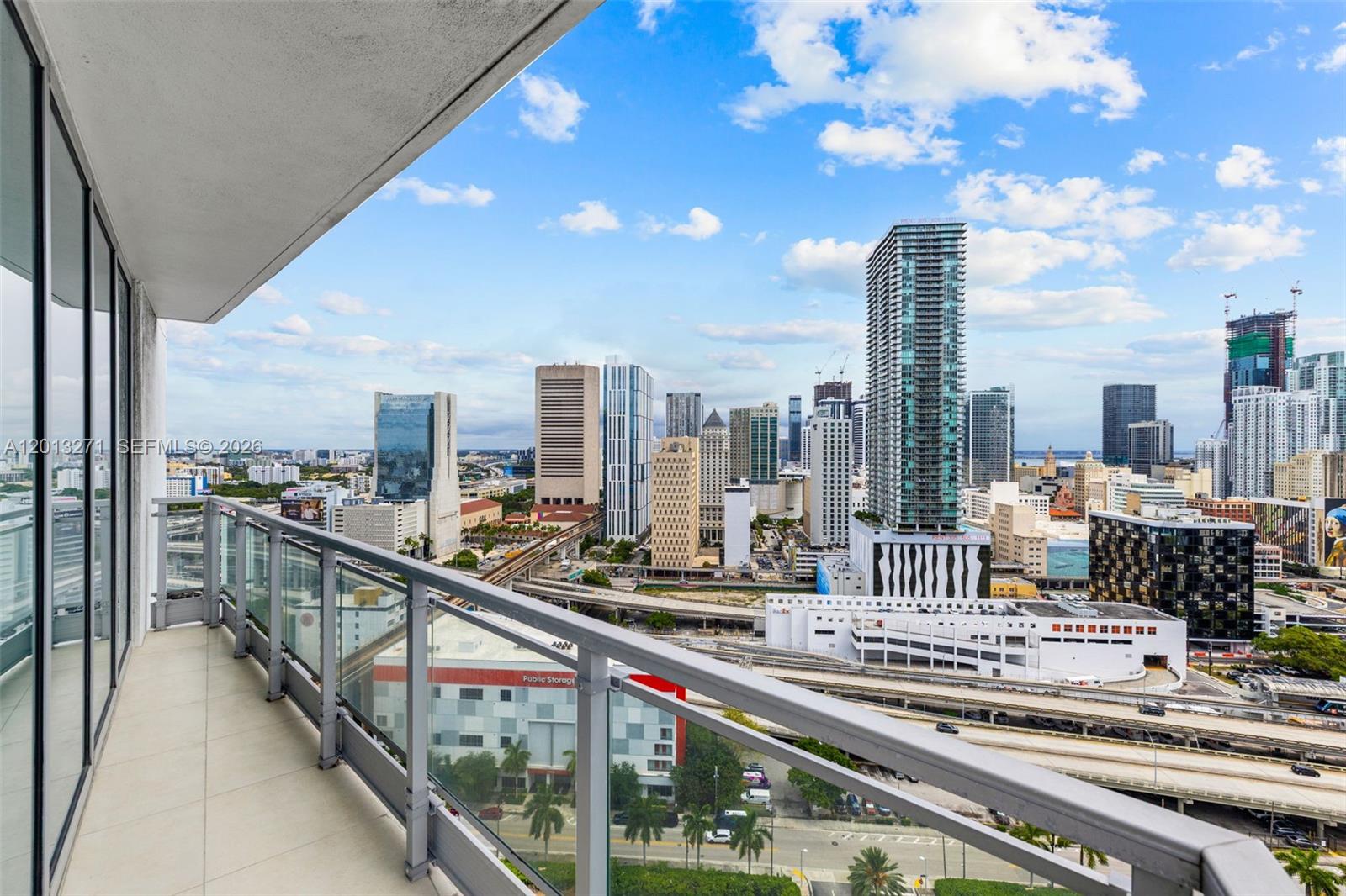 IVY CONDO - Residential