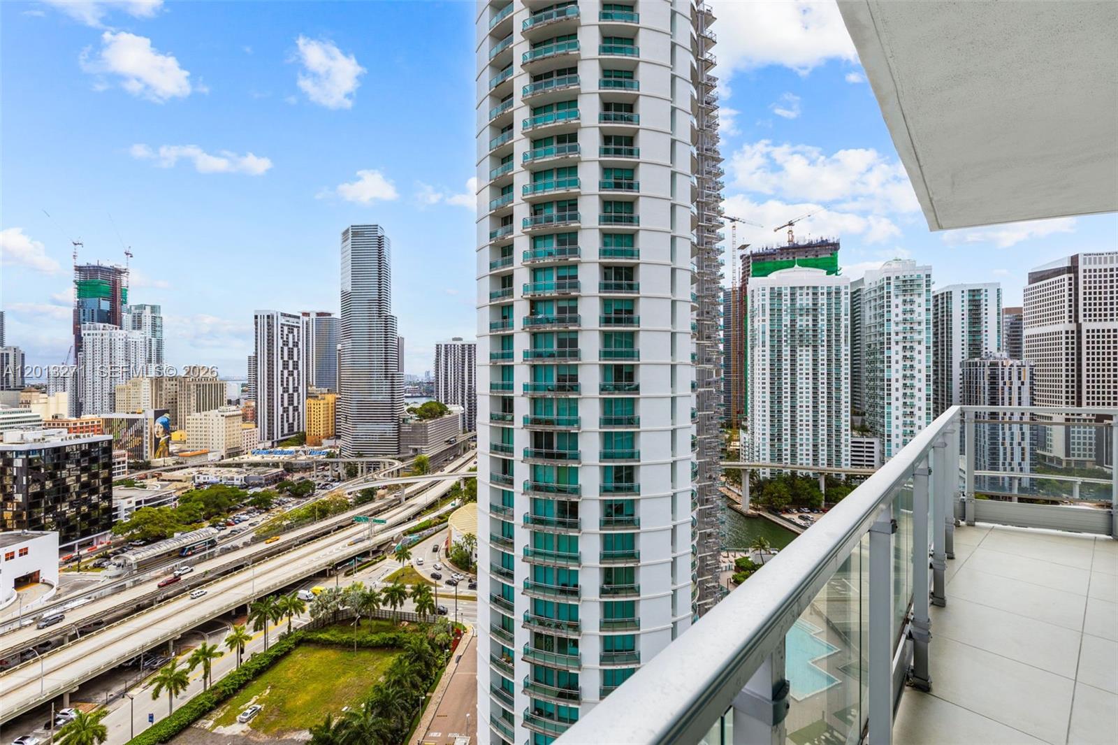 IVY CONDO - Residential